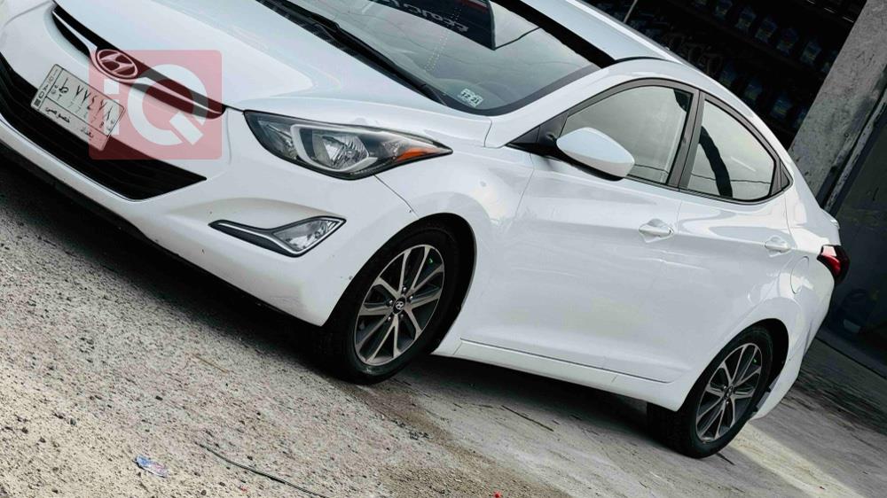هیوندای ئەلەنترا